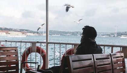 开云平台-西甲激烈争夺，专家解读战术变化，西甲loading