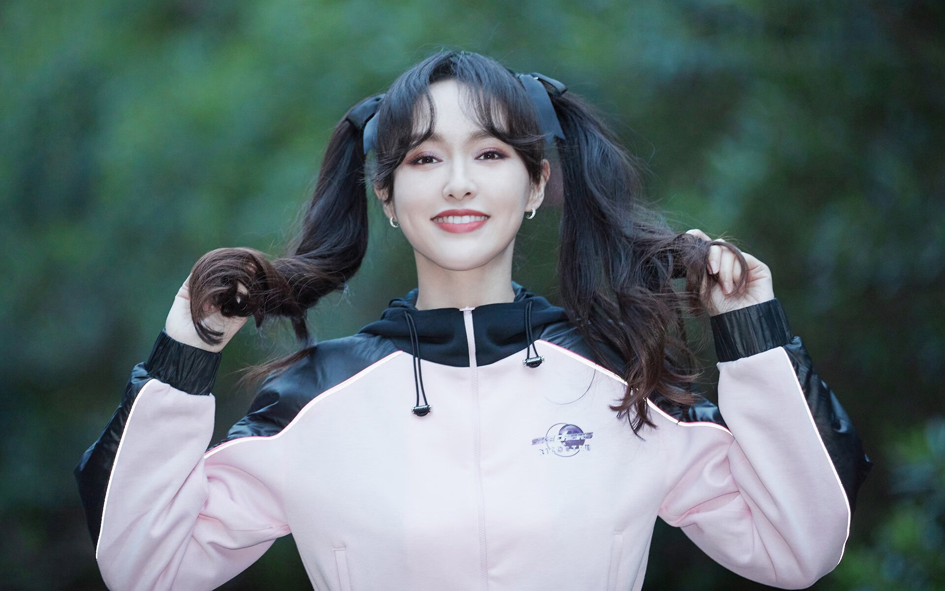 开云官方网页登录-李娜登台分享如何坚持自我道路